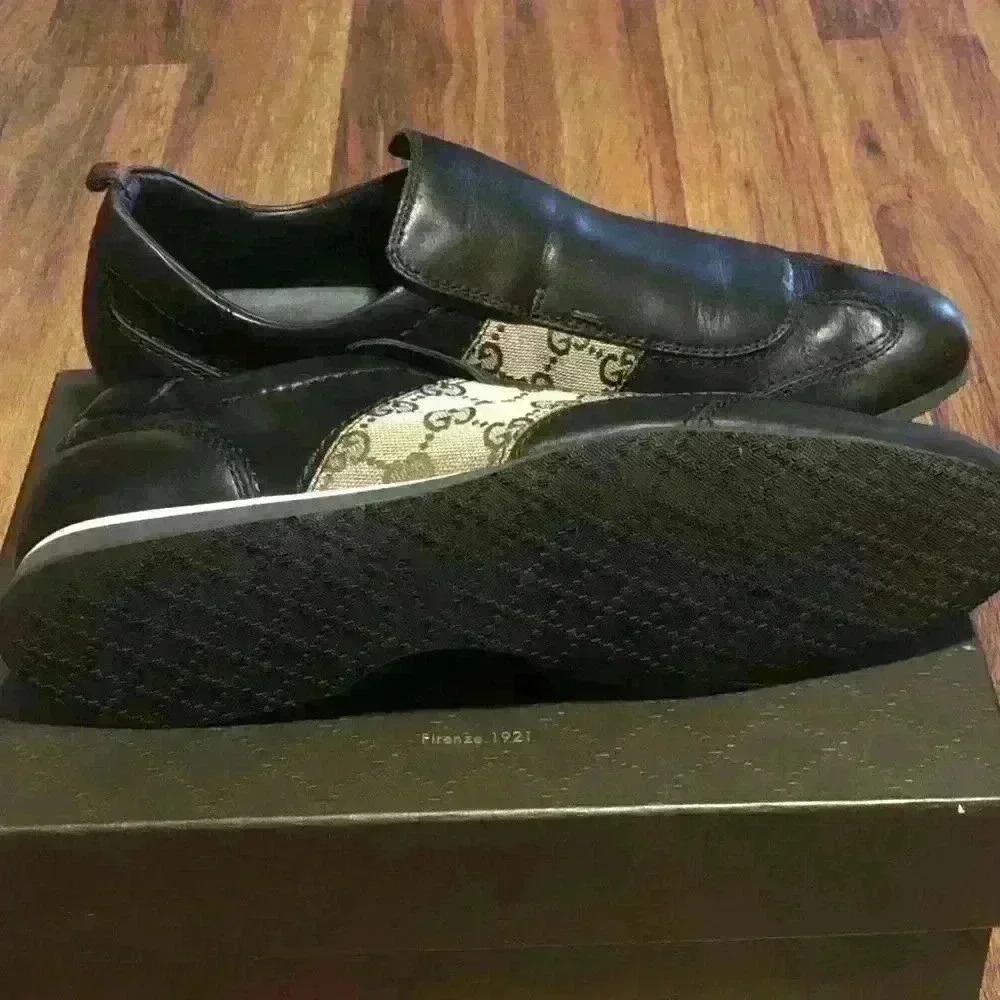 Men’s Authentic Gucci Shoes!! - Picture 3 of 5